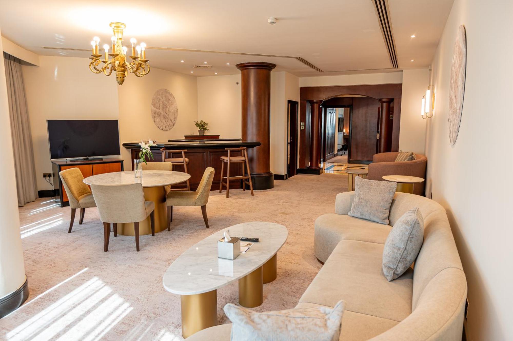 Majestic Cove Hotel - Formerly Le Meridien Fairway Dubai Exterior photo