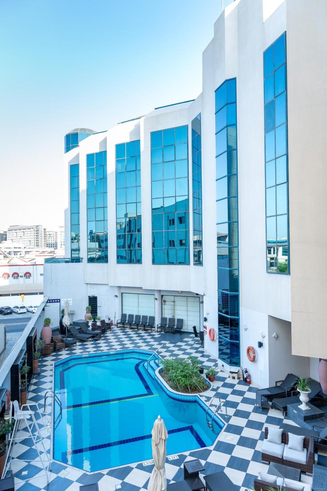 Majestic Cove Hotel - Formerly Le Meridien Fairway Dubai Exterior photo